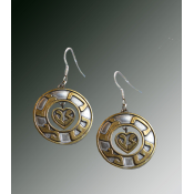 The word "Lev-heart" dangles encircled by :Neshama -Soul" The word "Lev-heart" dangles encircled by :Neshama -Soul"